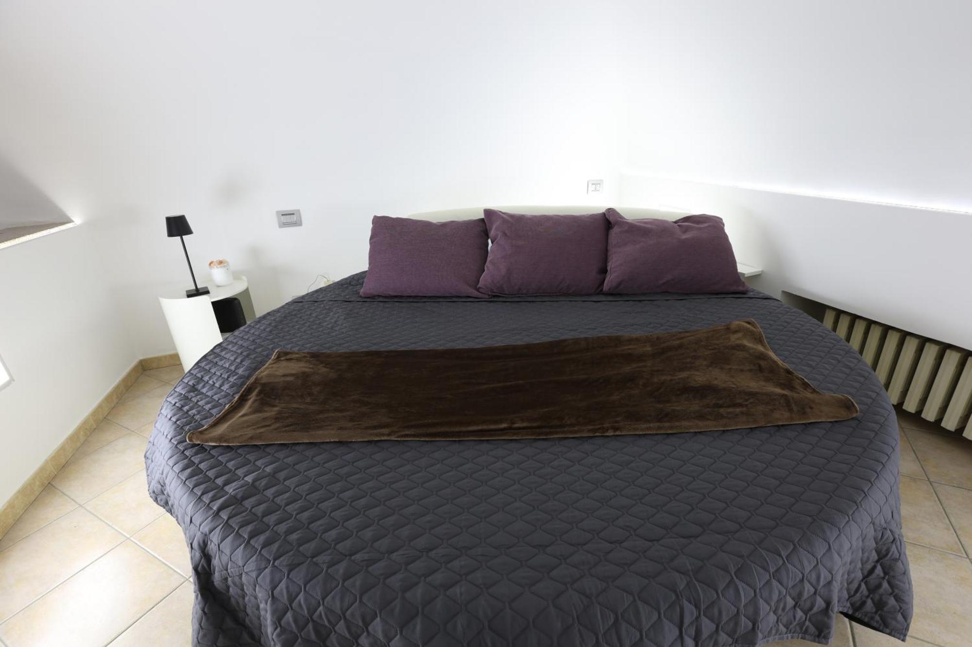 Loft Piazza Cavour Vercelli Eksteriør bilde