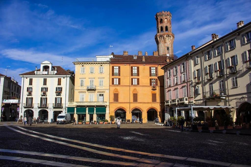 Loft Piazza Cavour Vercelli Eksteriør bilde