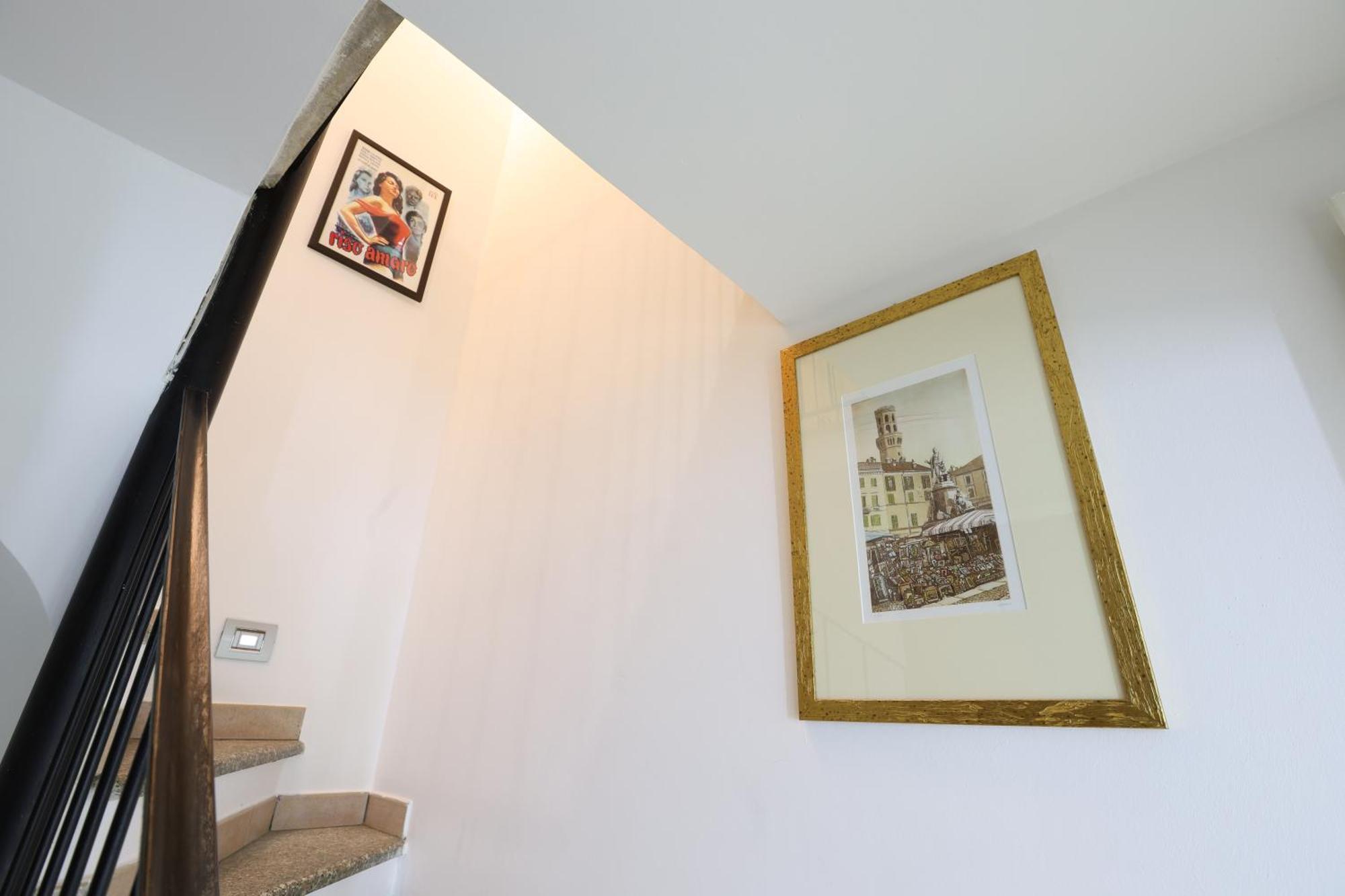 Loft Piazza Cavour Vercelli Eksteriør bilde