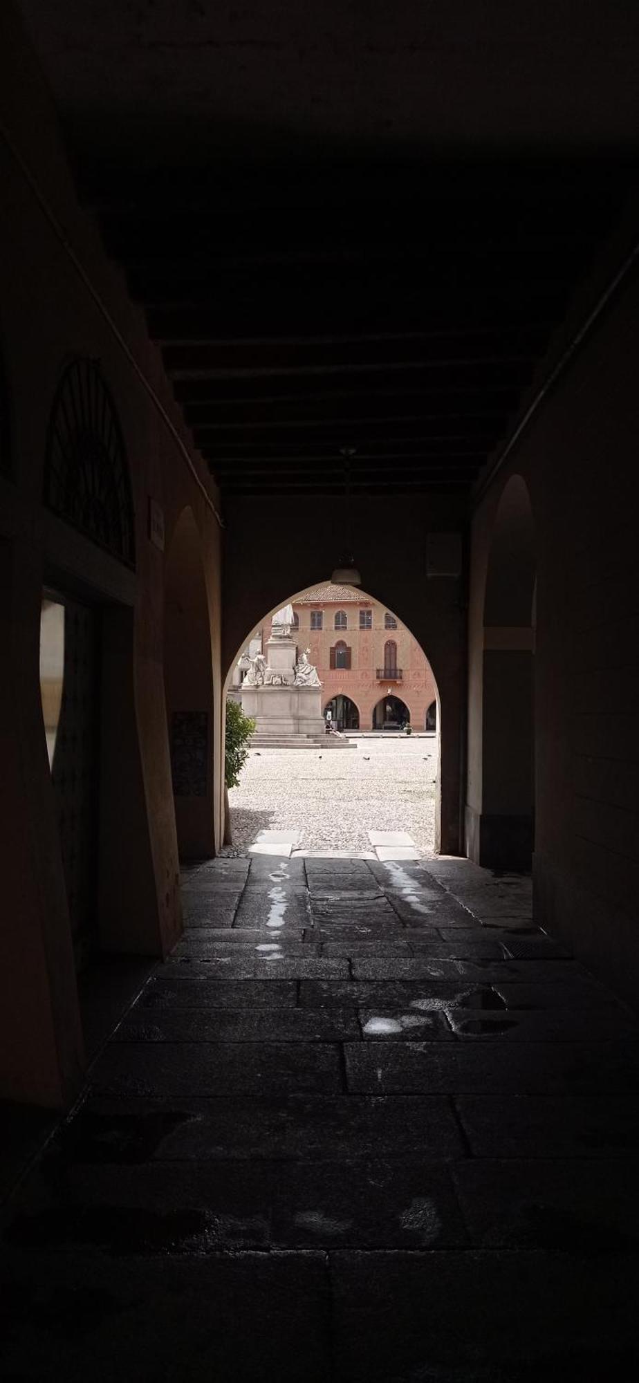 Loft Piazza Cavour Vercelli Eksteriør bilde